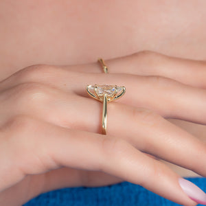 The Lexie Set With A 1 Carat Marquise Moissanite