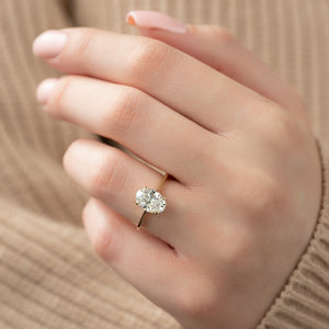 The Lexie Set With A 1 Carat Oval Moissanite