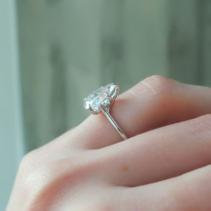 The Lexie Set With A 1 Carat Pear Moissanite
