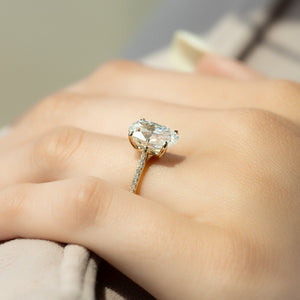 The Pave Lexie Set With A Oval Lab Diamond
