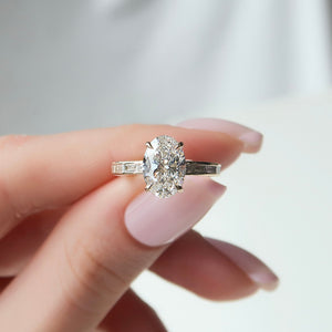 The Jennifer Set With A Oval Lab Diamond