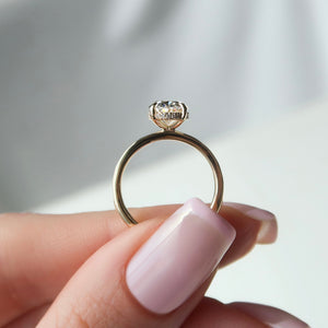 The Jennifer Set With A Oval Lab Diamond
