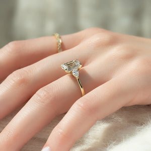 The Megan Set With A Emerald Lab Diamond