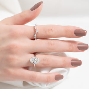 The Ashley Set With A 1 Carat Oval Lab Diamond