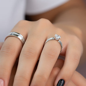 The Ashley Set With A 2 Carat Round Lab Diamond