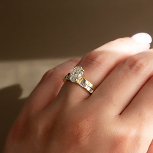 The Eleanor Set With A Oval Moissanite