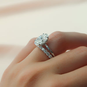 The Alison Set With A 1 Carat Oval Moissanite