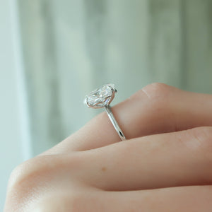 The Alison Set With A 1 Carat Oval Moissanite