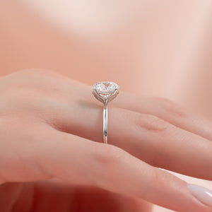 The Alison Set With A 1 Carat Round Moissanite