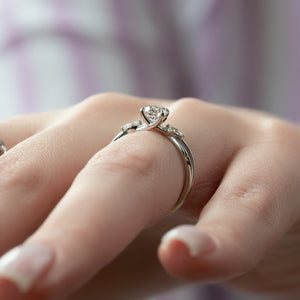 The Kelsey Set With A 1 Carat Round Lab Diamond