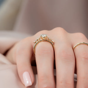The Abigail Set With A Oval Lab Diamond