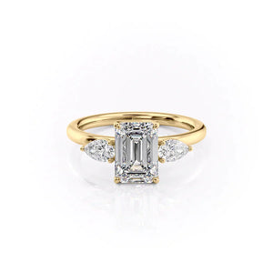The Lauren Set With A 2.5 Carat Emerald Moissanite