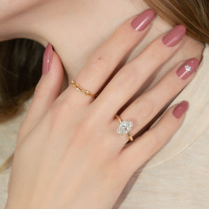 The Lily Set With A Oval Lab Diamond