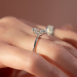 The Sandra Set With A Oval Moissanite