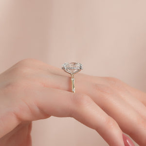 The Samantha Set With A Oval Moissanite