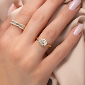 The Berta Set With A 1.5 Carat Oval Lab Diamond