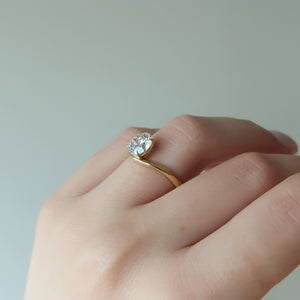 The Berta Set With A 1.5 Carat Round Lab Diamond