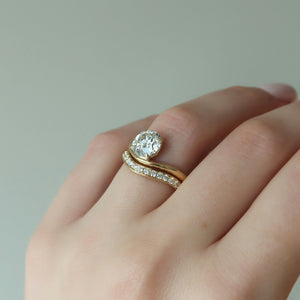 The Berta Set With A 1.5 Carat Round Lab Diamond