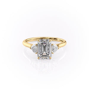 The Hearts Liv Set With A 2 Carat Emerald Lab Diamond