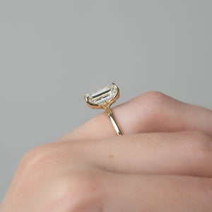 The Lisa Set With A 1 Carat Emerald Lab Diamond