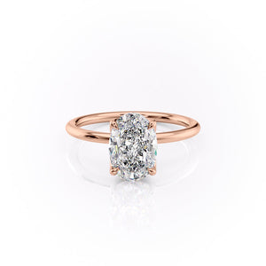 The Lisa Set With A 1 Carat Oval Moissanite