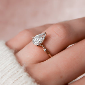 The Twig Set With A 2 Carat Pear Lab Diamond