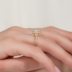 The Emma Set With A Radiant Lab Diamond
