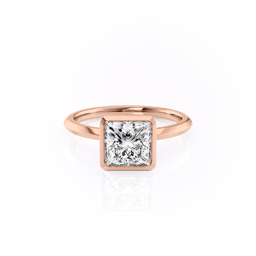 The Razor Bezel Kamellie Set With A 2.5 Carat Princess Moissanite