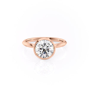 The Razor Bezel Kamellie Set With A 1 Carat Round Moissanite