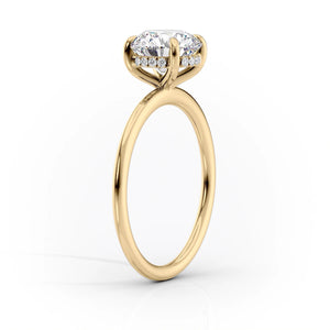 The Kamellie Set With A 2.5 Carat Cushion Lab Diamond