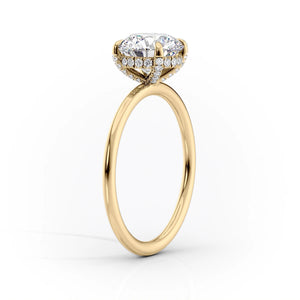 The Crown Kamellie Set With A 2 Carat Elongated Cushion Moissanite