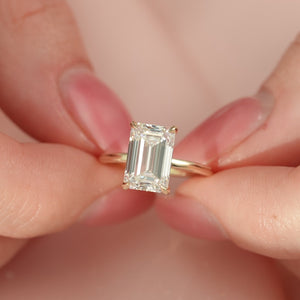 The Nelly - Engagement Ring Made in Yellow Gold
