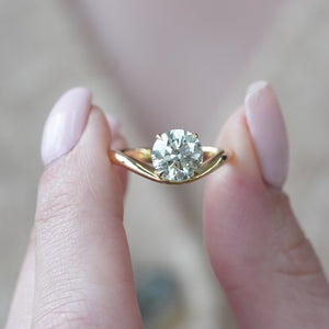 The Berta - Engagement Ring Made in Yellow Gold