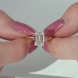 The Lexie - Engagement Ring Made in Yellow Gold