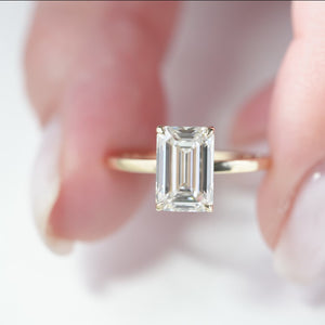The Eleanor - Engagement Ring Made in Yellow Gold