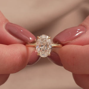 The Kamellie - Engagement Ring Made in Yellow Gold
