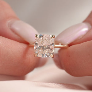The Sarah - Engagement Ring Made in Yellow Gold