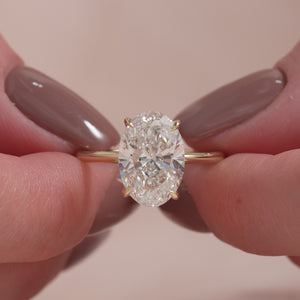 The Kamellie - Engagement Ring Made in Yellow Gold