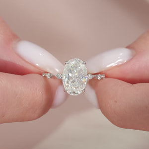 The Penelope - Engagement Ring Made in White Gold